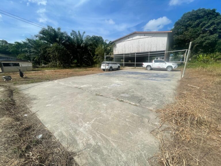 Gelanggang Bola Tampar Kg Kabuluh, Paitan