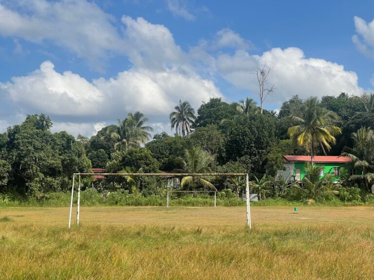 Padang Bola Sepak Kg Kabuluh, Paitan