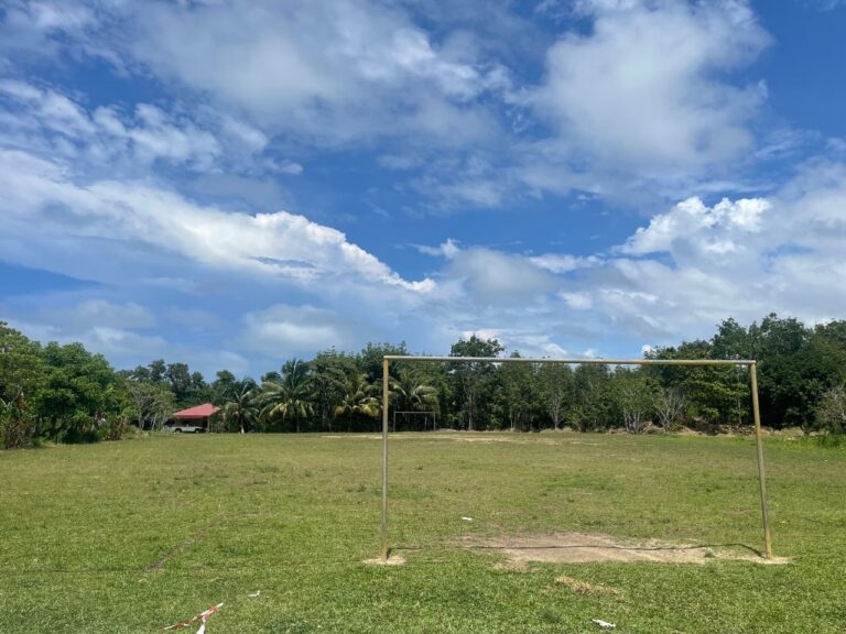 Padang Bola Sepak Kg Terongkongan Darat, Kudat