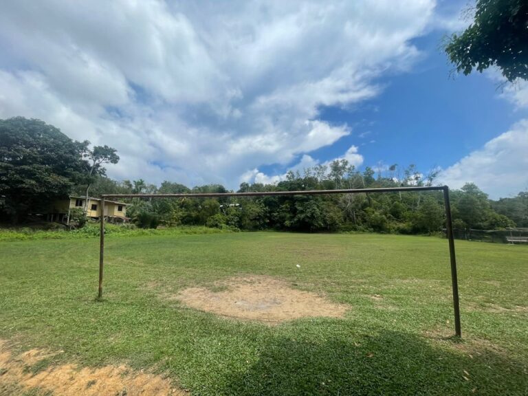Padang Bola Sepak Kg Barambangon, Kudat