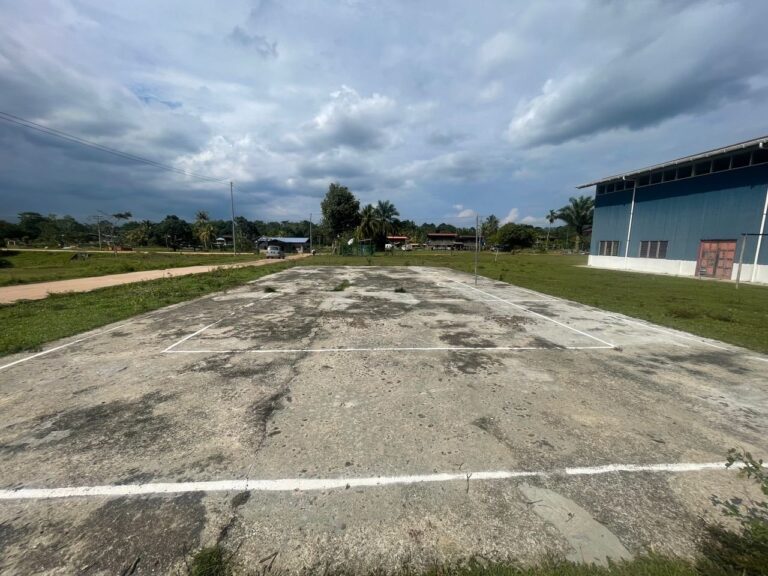 Gelanggang Sepak Takraw Kg Poring Baru, Simbuan Keningau
