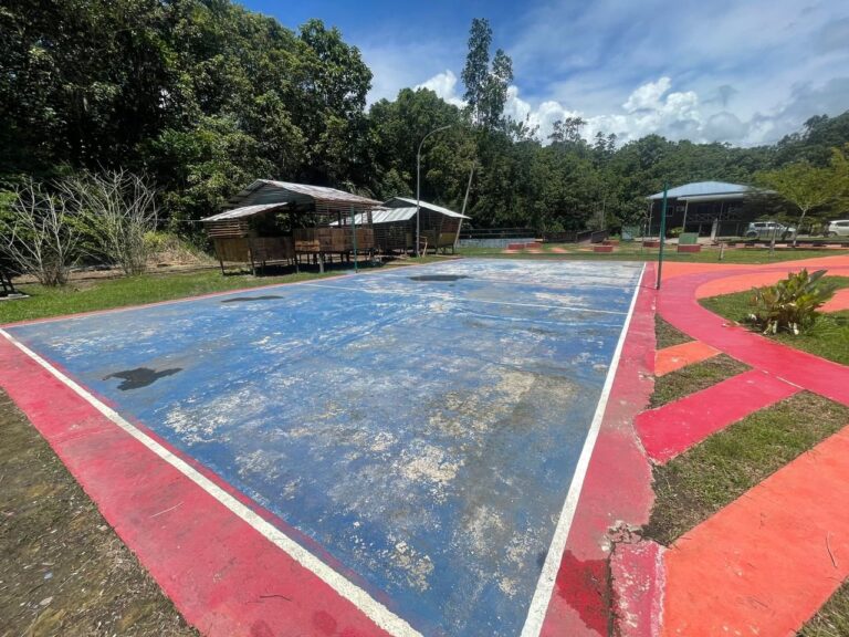 Gelanggang Bola Tampar Terbuka Kuala Tongod