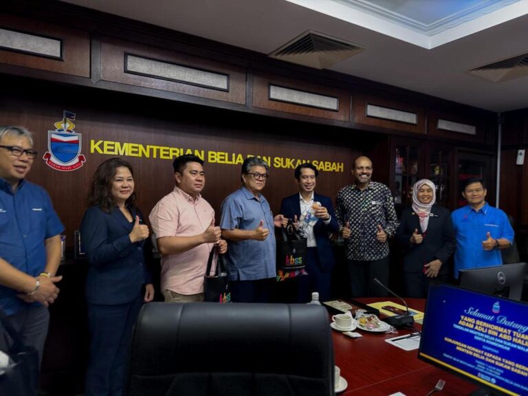 Kunjungan Hormat daripada Timbalan Menteri KBSM kepada Menteri KBSS